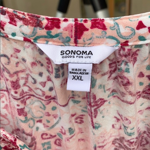 Beautiful top purchased from Kohl’s. - Picture 3 of 9